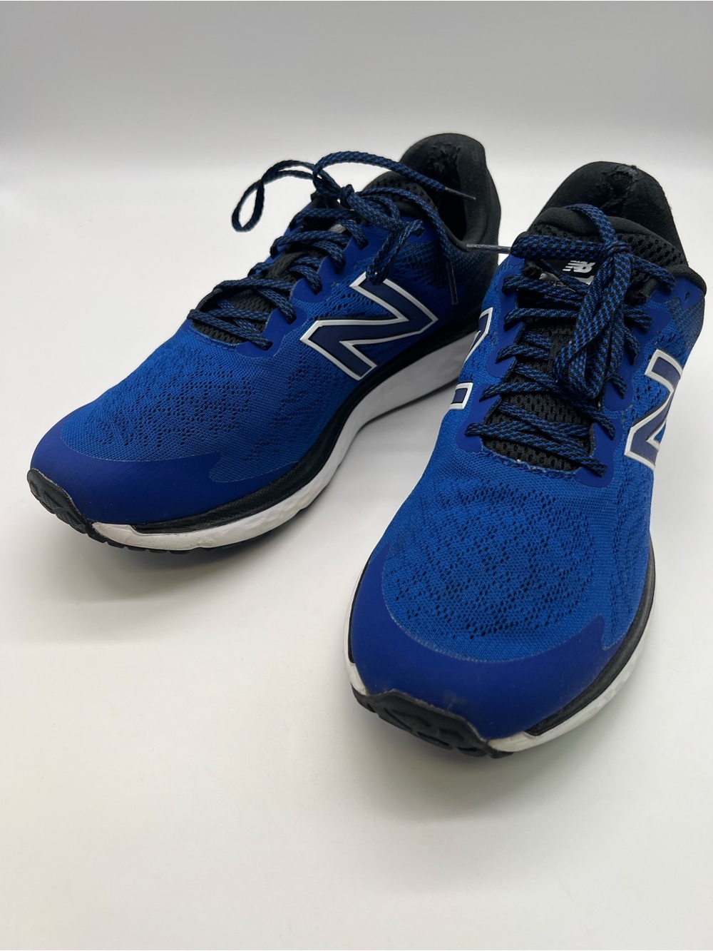 New Balance Men's Running Sneakers - Blue & Black